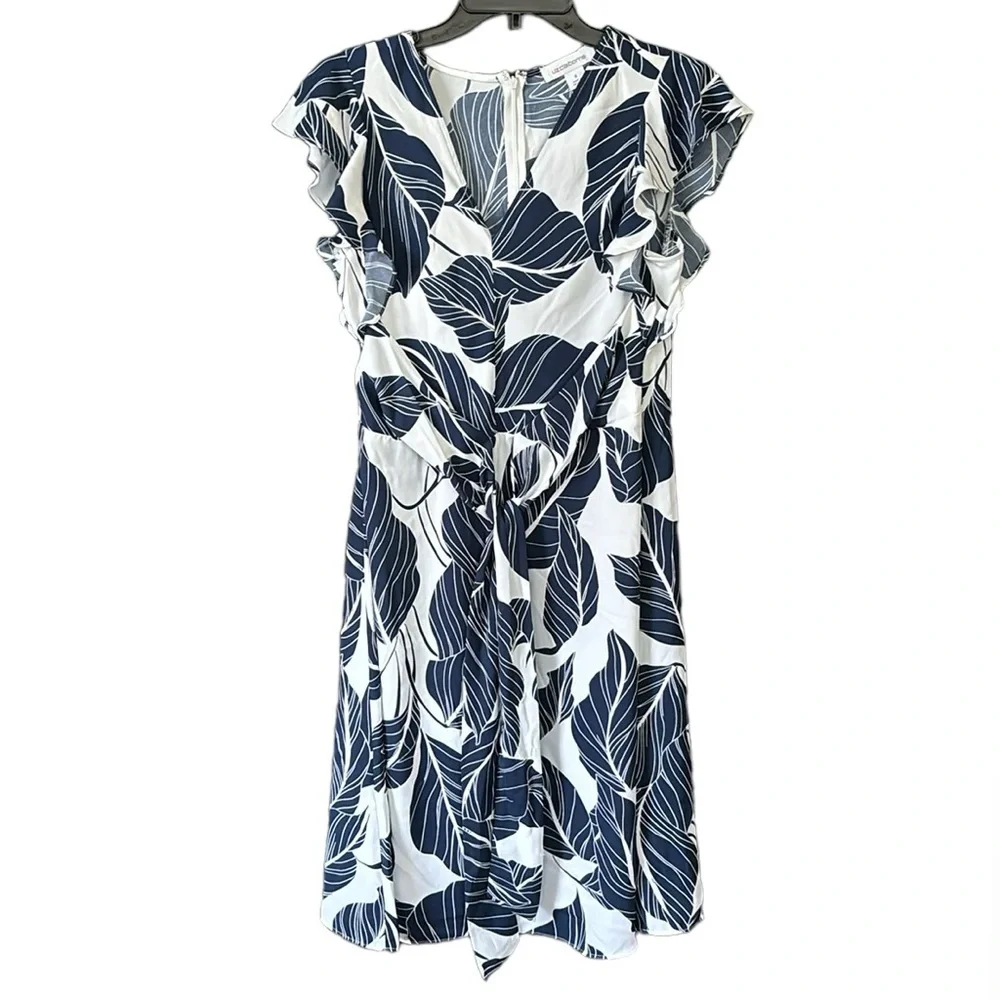 Liz Claiborne Short Sleeve Leaf A-Line Dress